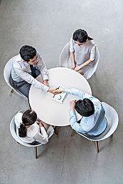 文字变视频！OpenAI发布新AI模型Sora